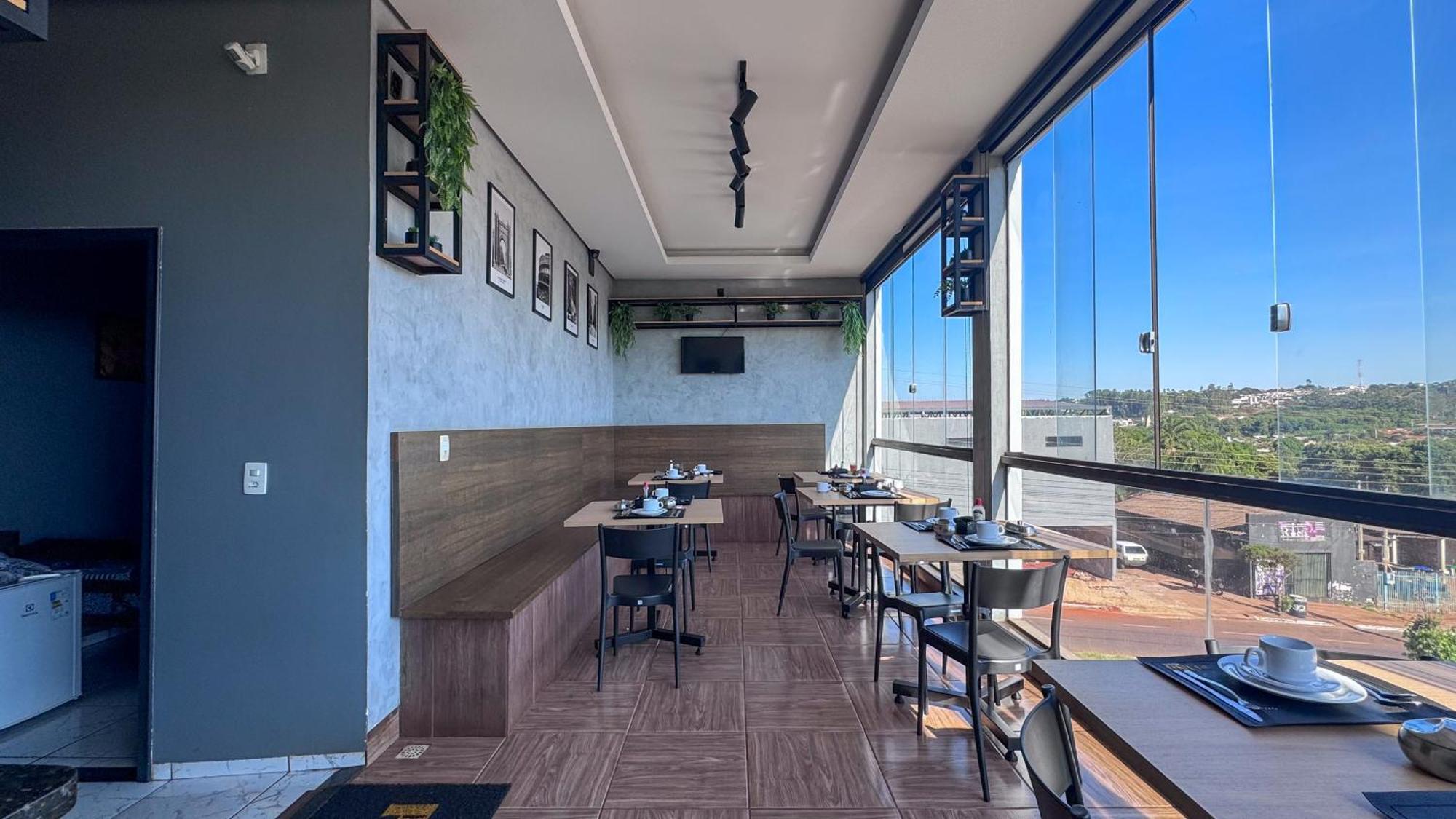 Pling Hotel Jataí 外观 照片