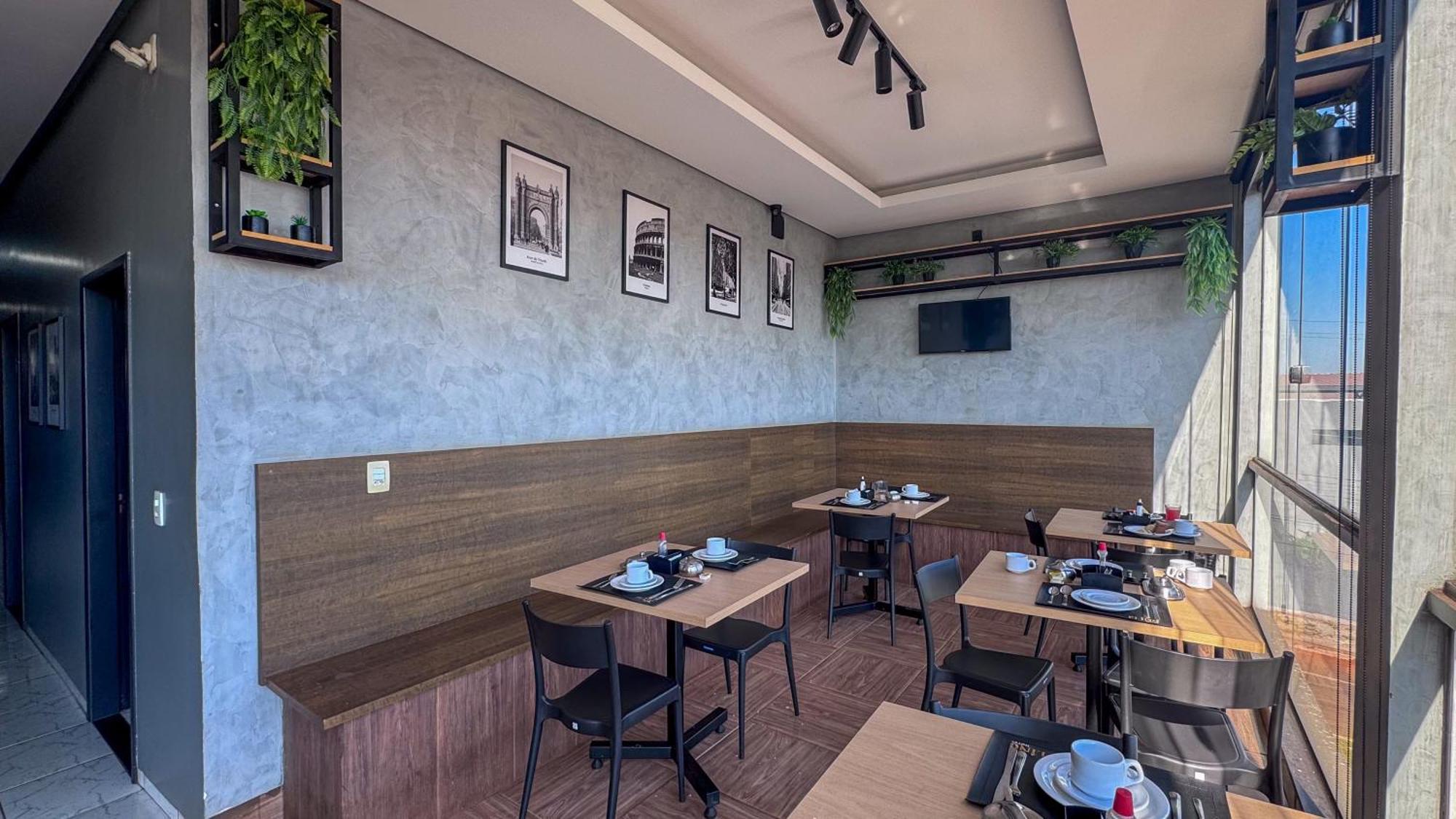 Pling Hotel Jataí 外观 照片