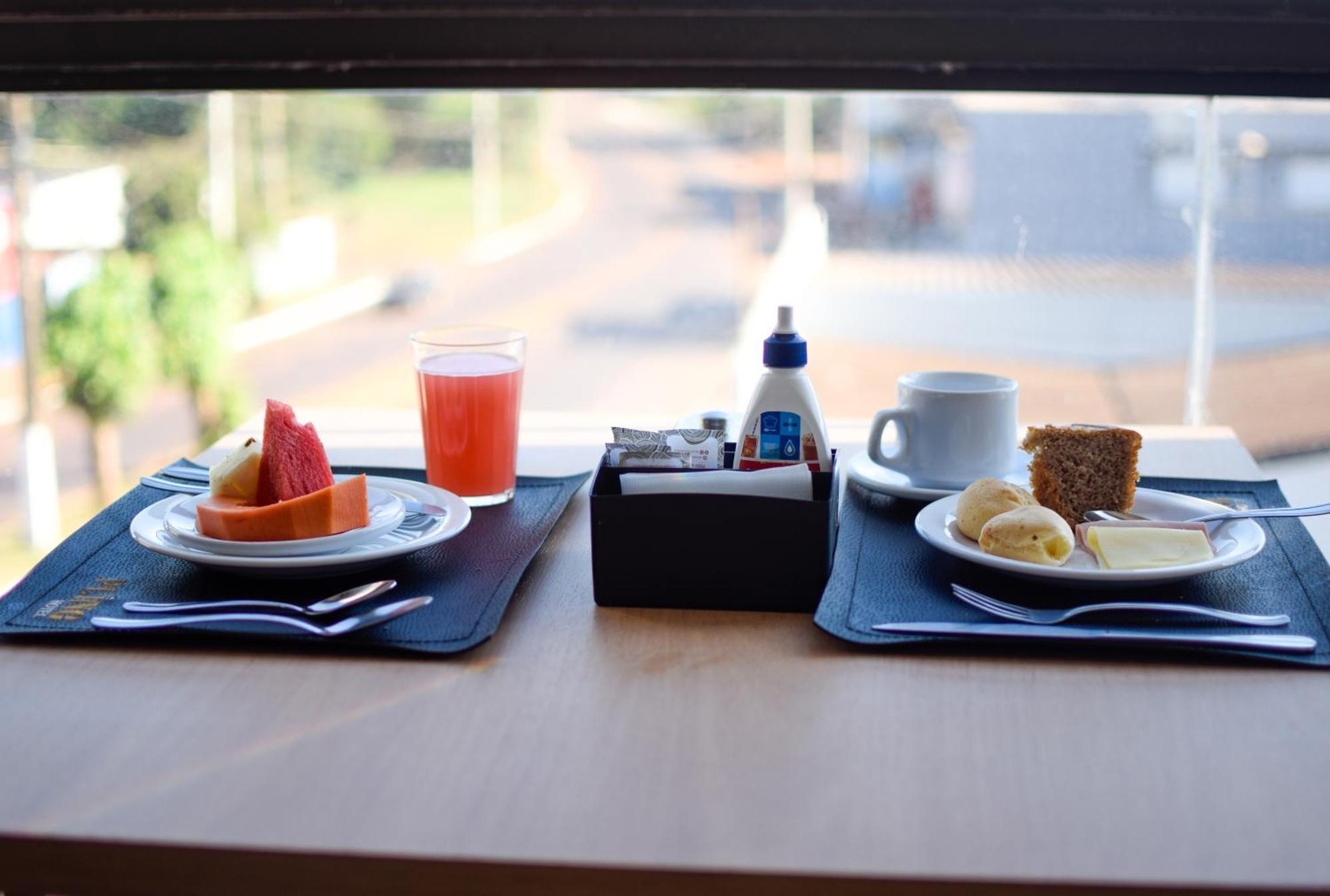 Pling Hotel Jataí 外观 照片